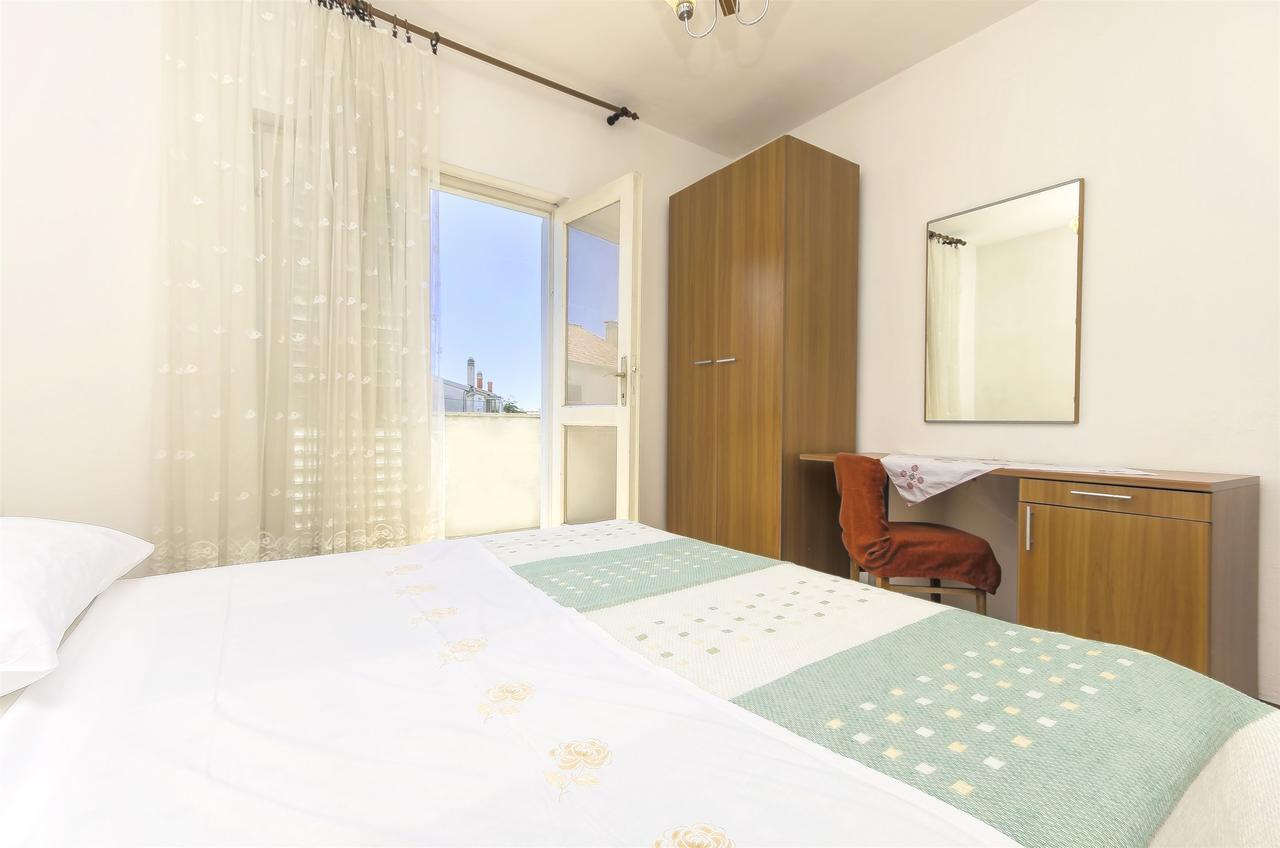 Apartment Niko Vodice Zewnętrze zdjęcie